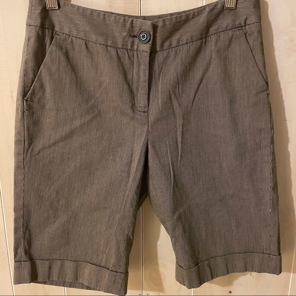 ApostropheāNaomiĀ Mid-Riseā
Capris